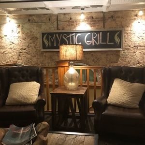 Meet your Posher, Shana